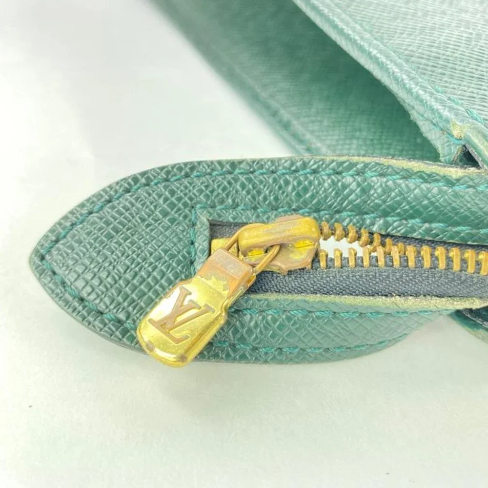 Louis Vuitton Green Taiga Leather Lozan Attache